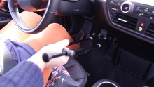 Hand control - Car rental for persons with dissabilities | SIXT